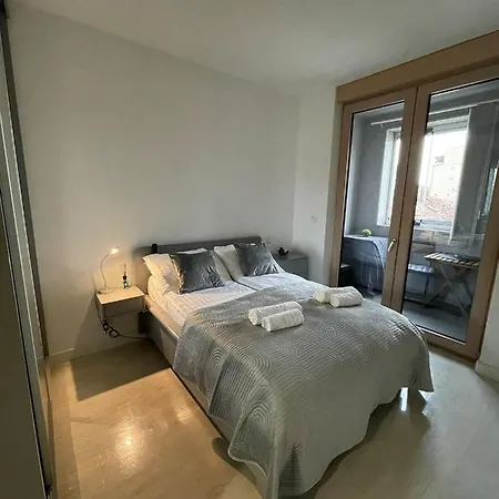 Iskra Apartman